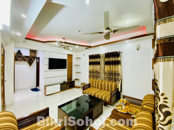 Premium 4-Bedroom Furnished Apartment